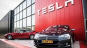 Tesla готовит производство грузовиков и спорткаров — «Автоновости»
