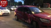 В Киеве при ДТП авто отбросило на пешеходов, есть пострадавшие — «ДТП»